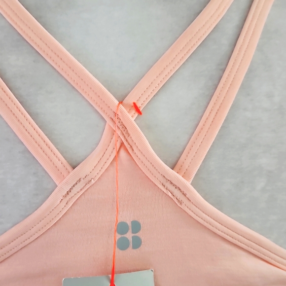 Sweaty Betty NWT Active Top - Picture 5 of 9
